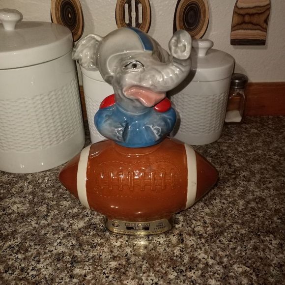 1972 Elephant /Football Jim beam whiskey decanter (bottle) - Picture 3 of 6